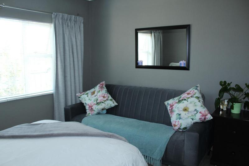 4 Bedroom Property for Sale in Vasco Estate Western Cape